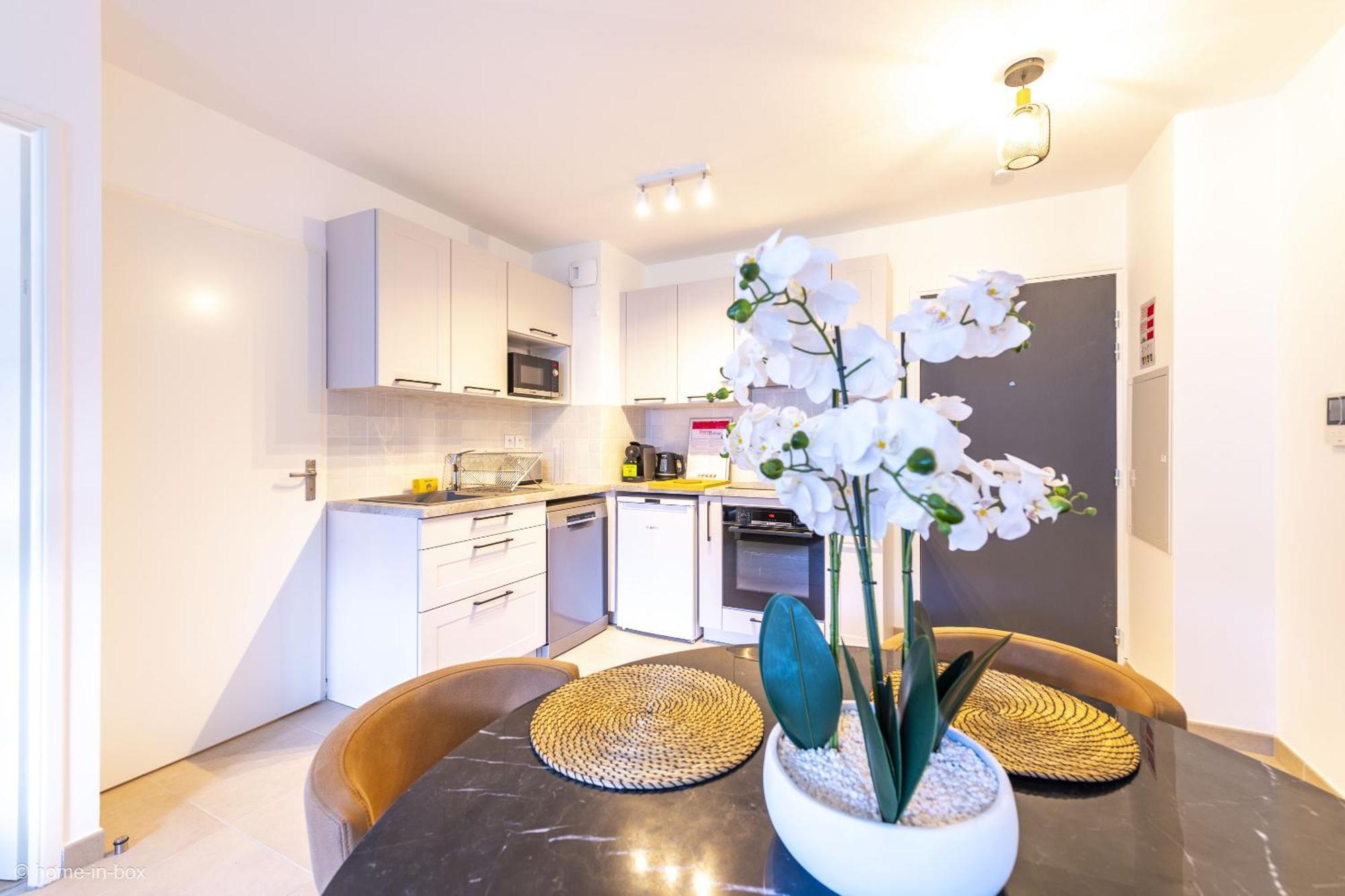 Domaine Nature - Paris/val D'europe Apartment *